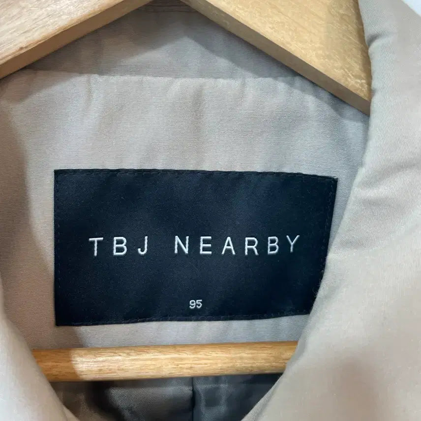 [BUNJANG] TBJ Nearby Beige Field Jacket / TBJ NEARBY 베이지색 야상 자켓 95