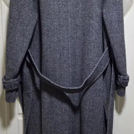 [BUNJANG] Lucky Chouette Herringbone Long Coat / 럭키슈에뜨 헤링본 롱코트