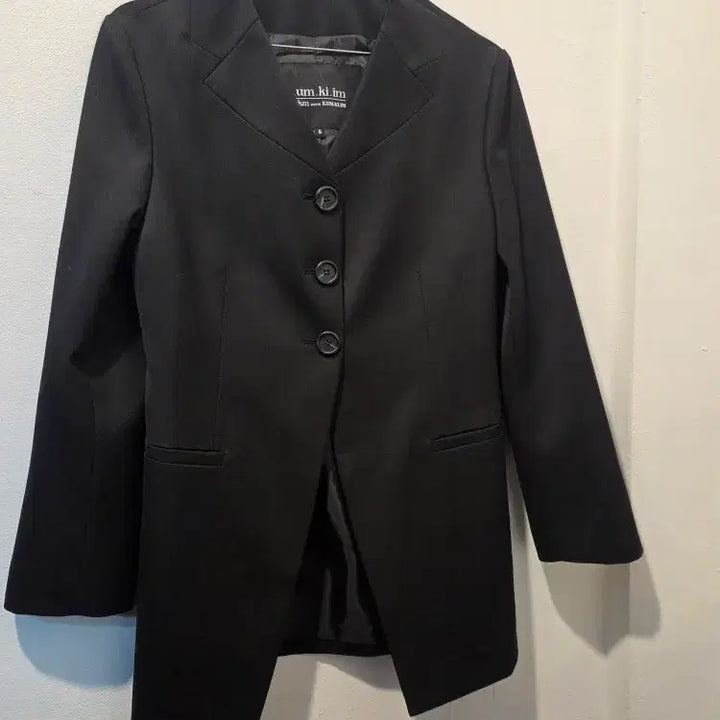 [BUNJANG] e.um.ki IM Black Women's Jacket / e.um.ki im 블랙 여성 자켓