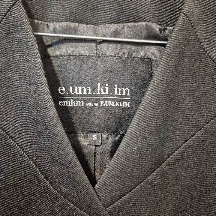 [BUNJANG] e.um.ki IM Black Women's Jacket / e.um.ki im 블랙 여성 자켓