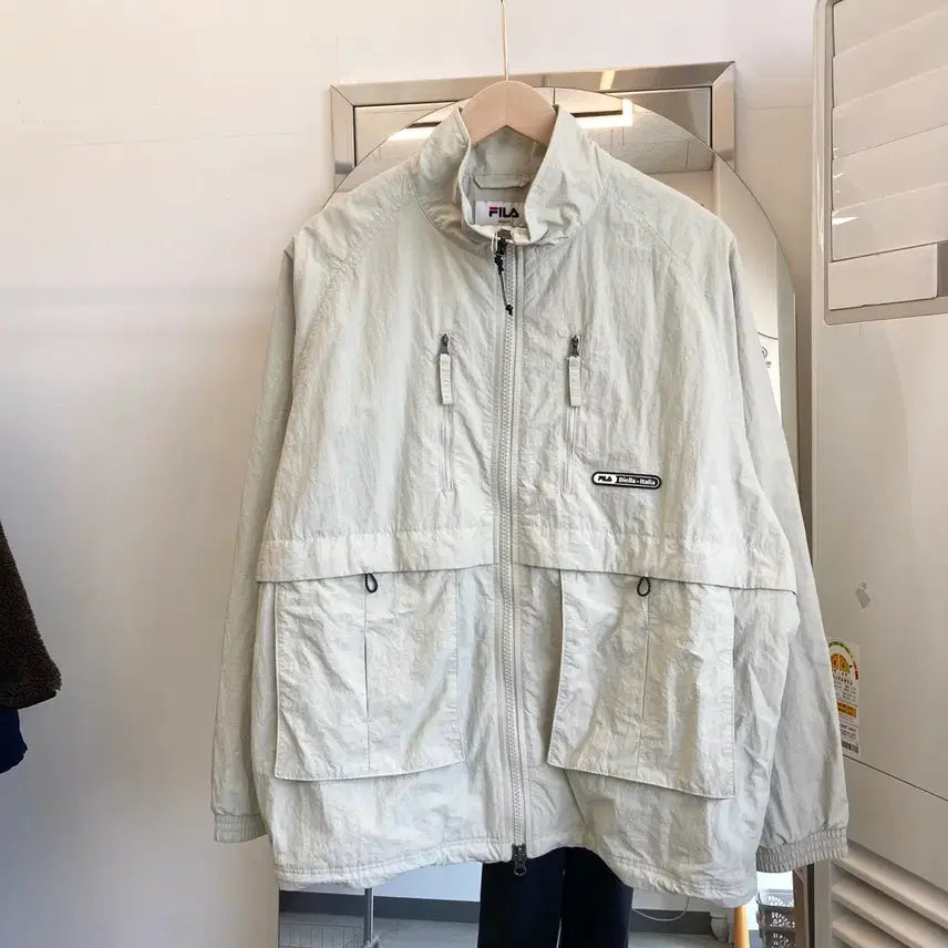 [BUNJANG] Fila Windbreaker Jacket / 휠라 바람막이 자켓 M(95-100) Fila Windbreaker