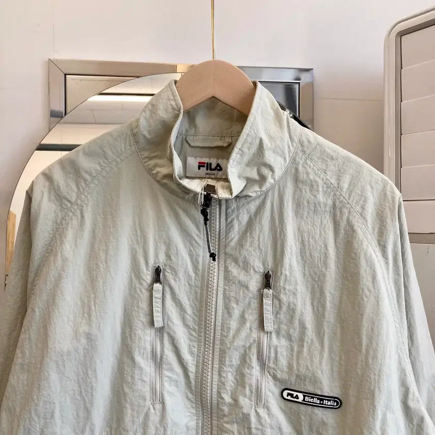 [BUNJANG] Fila Windbreaker Jacket / 휠라 바람막이 자켓 M(95-100) Fila Windbreaker