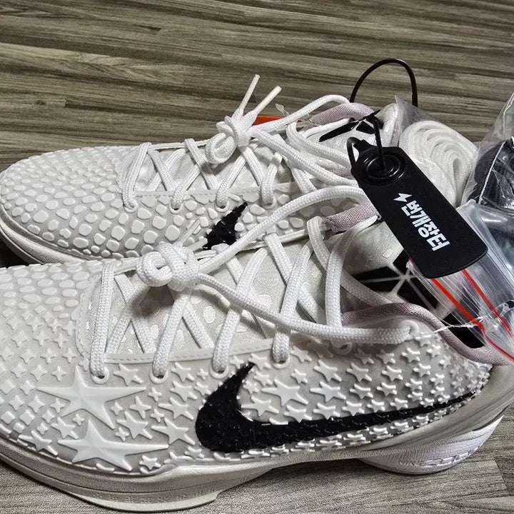 [BUNJANG] Nike Kobe 6 Sneakers / 나이키 코비 6 세일