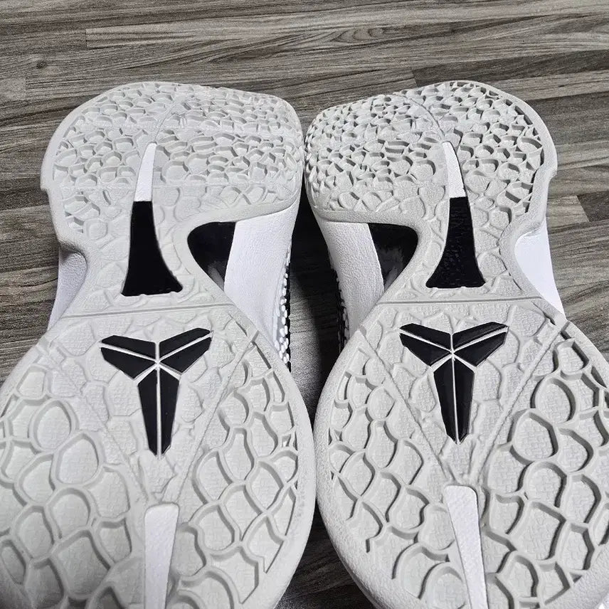 [BUNJANG] Nike Kobe 6 Sneakers / 나이키 코비 6 세일