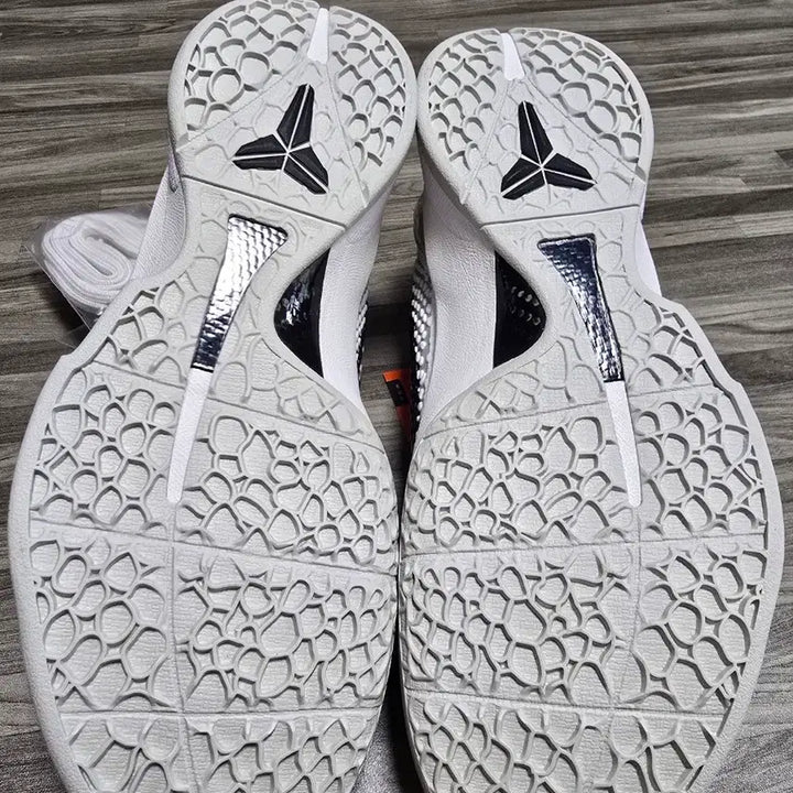 [BUNJANG] Nike Kobe 6 Sneakers / 나이키 코비 6 세일