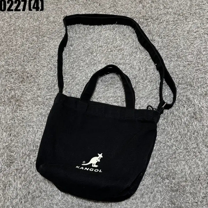 [BUNJANG] Kangol Canvas Tote Bag / 캉골 캔버스 토트백