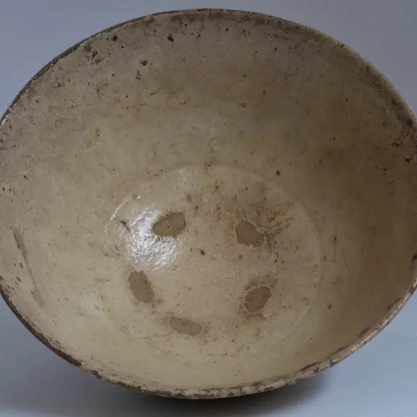 [BUNJANG] Early Joseon Buncheong Ware Tea Bowl / 조선초기 분청사기 반 덤벙 다완