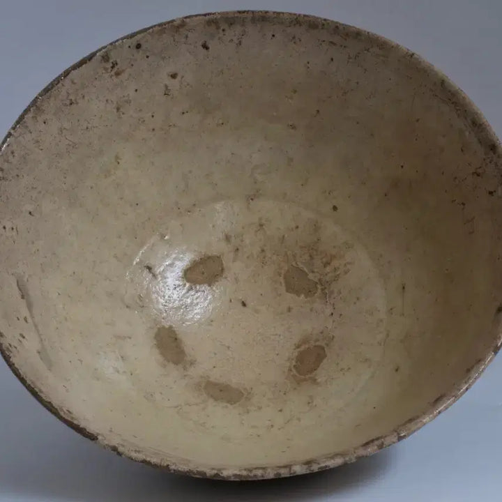 [BUNJANG] Early Joseon Buncheong Ware Tea Bowl / 조선초기 분청사기 반 덤벙 다완