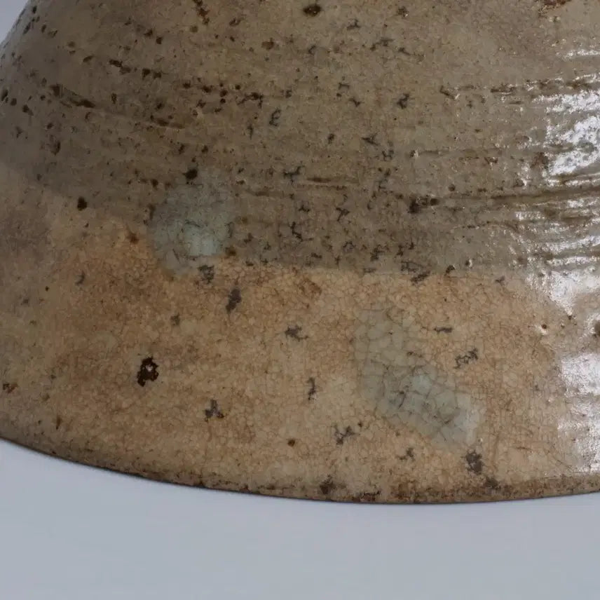 [BUNJANG] Early Joseon Buncheong Ware Tea Bowl / 조선초기 분청사기 반 덤벙 다완