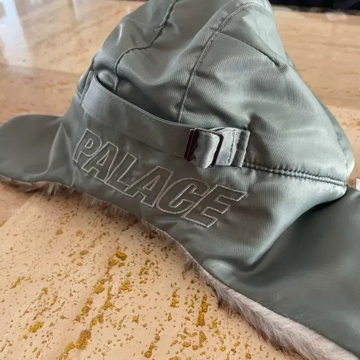 [BUNJANG] Palace Flight Hat Olive S-M / 팔라스 팔 플라이트 햇 올리브 s-m사이즈 실착 1회