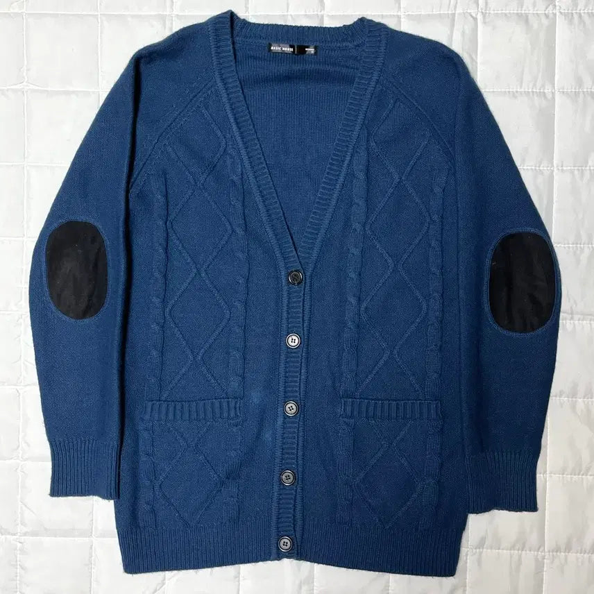[BUNJANG] Basic House Vintage Blue Cable Knit Patch Cardigan / 베이직 하우스 빈티지 블루 꽈배기 패치 가디건