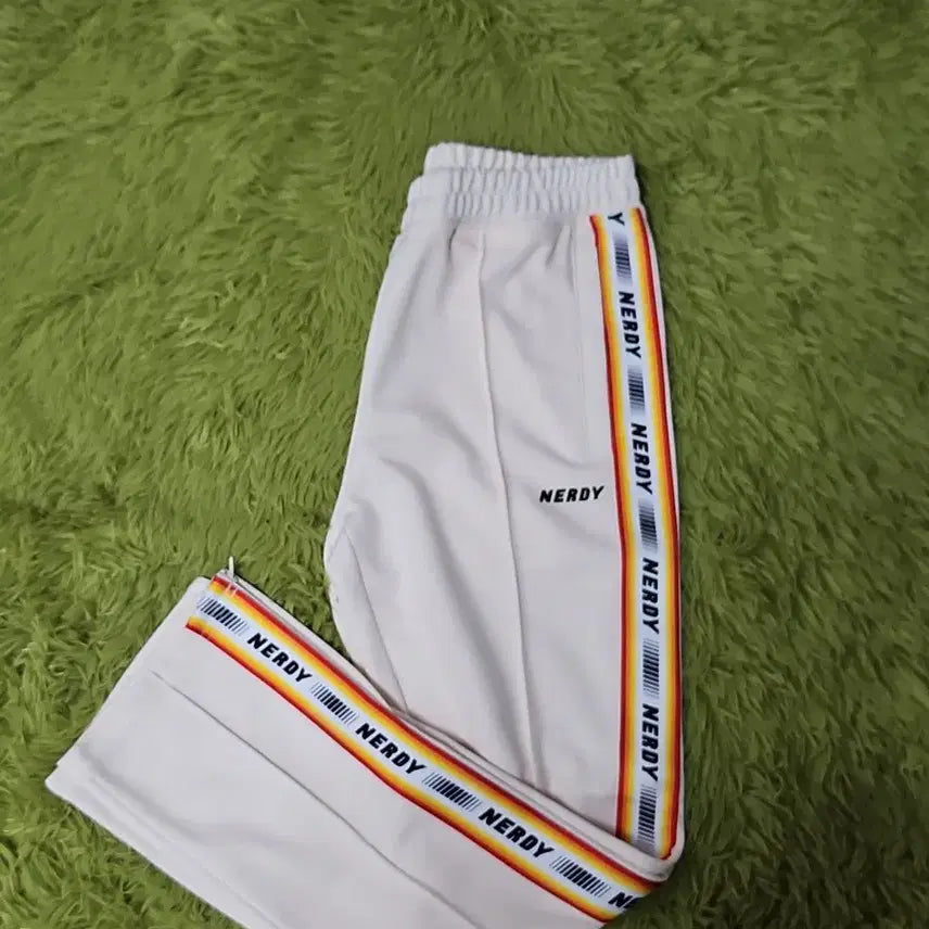 [BUNJANG] Nerdy Track Top and Pants Set / 널디 트랙탑 팬츠 세트 100추천
