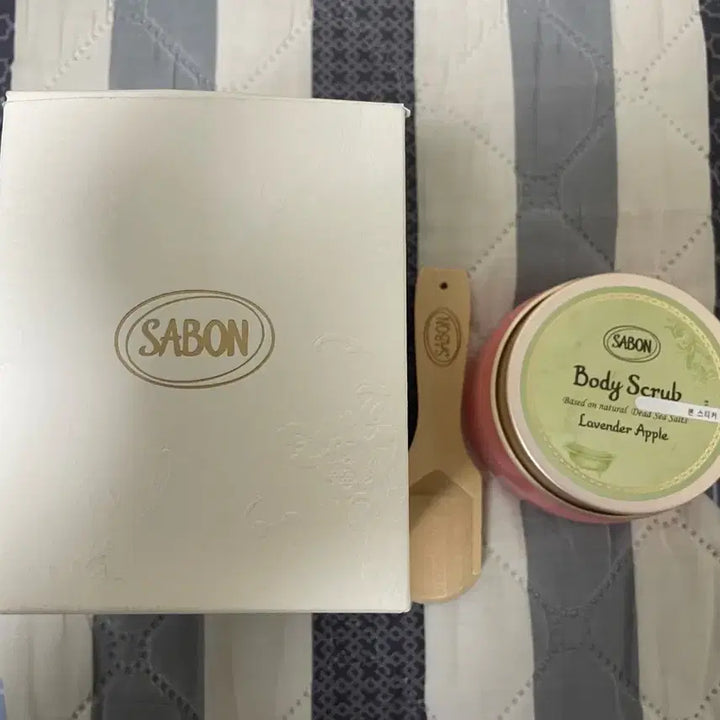 [BUNJANG] Sabon Lavender Apple Body Scrub / Sabon 바디스크랩 라벤더 애플 새상품