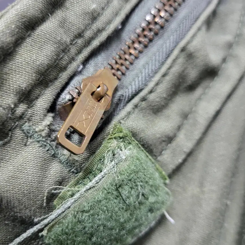 [BUNJANG] US Military M65 Field Jacket / 미디움 레귤러 , 미군 지급용 오리지날 민무늬 3세대 M65 필드 자켓