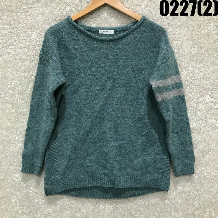 [BUNJANG] Niko and... Round Neck Knit Sweater / 니코앤드 라운드넥 니트 에메랄드 그린 m