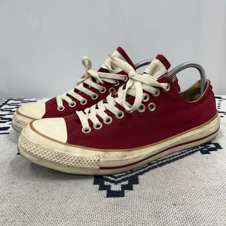 [BUNJANG] Converse Red Wine Low Sneakers 270 / 컨버스 레드와인 로우 스니커즈 270 E02346