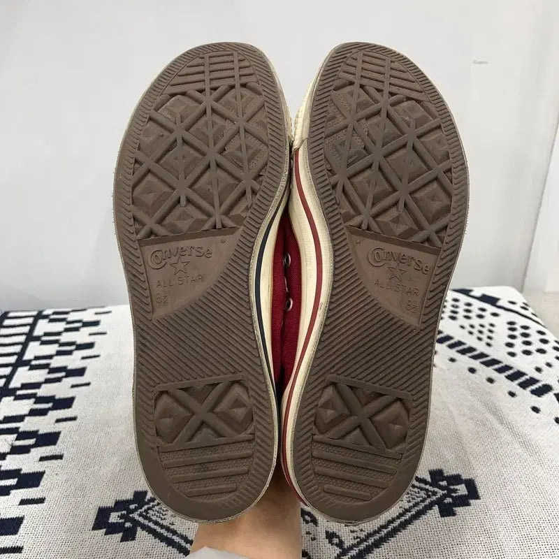 [BUNJANG] Converse Red Wine Low Sneakers 270 / 컨버스 레드와인 로우 스니커즈 270 E02346