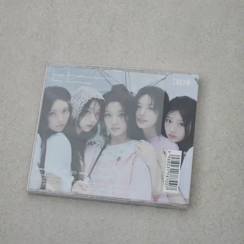 [BUNJANG] 아일릿 japan 1집 싱글 시간아 멈춰라 미개봉 앨범 / 아일릿 japan 1집 싱글 시간아 멈춰라 미개봉 앨범