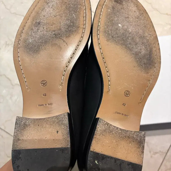 [BUNJANG] The Row Lars Soft Leather Calf Loafers / 더로우 Lars 소프트레더 카프 로퍼 42