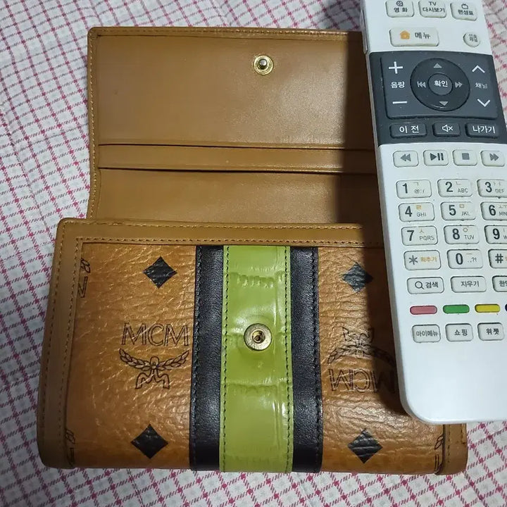[BUNJANG] MCM Wallet Brown/Green / MCM 지갑 브라운/그린 Wallet