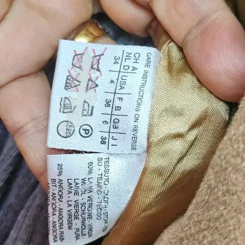 [BUNJANG] Max Mara Camel Double Button Long Coat / 이탈리아의 여성 패션 브랜드인 막스마라 카멜색 더블 버튼 롱 코트