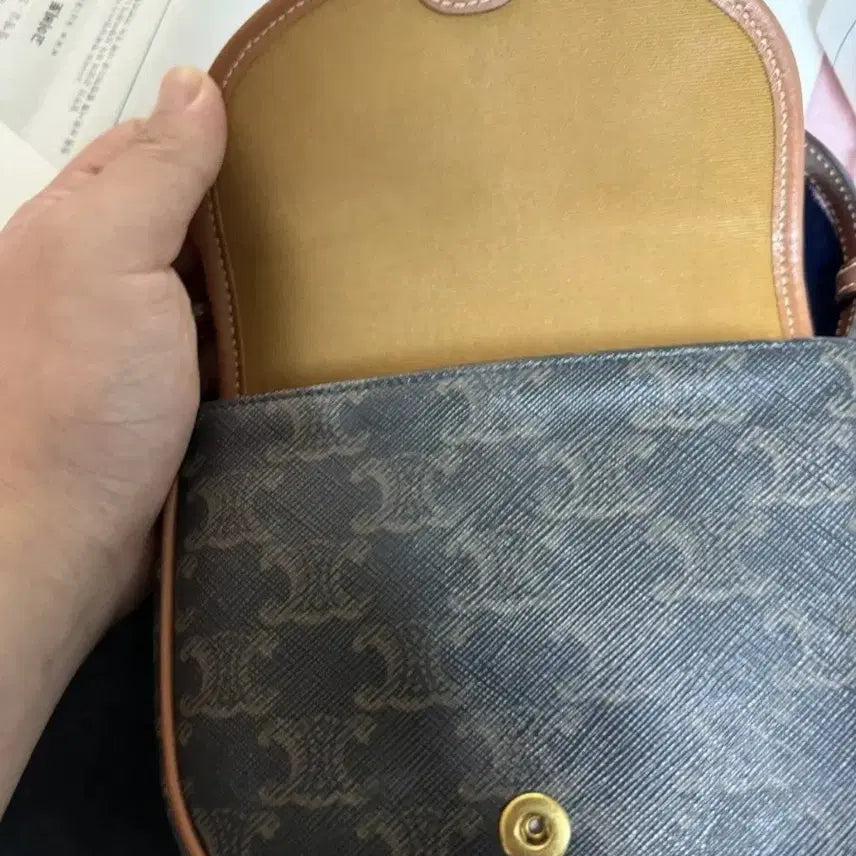 [BUNJANG] Celine Mini Besace Bag / 셀린느 정품 미니 베사체 가방 풀박스 판매합니다