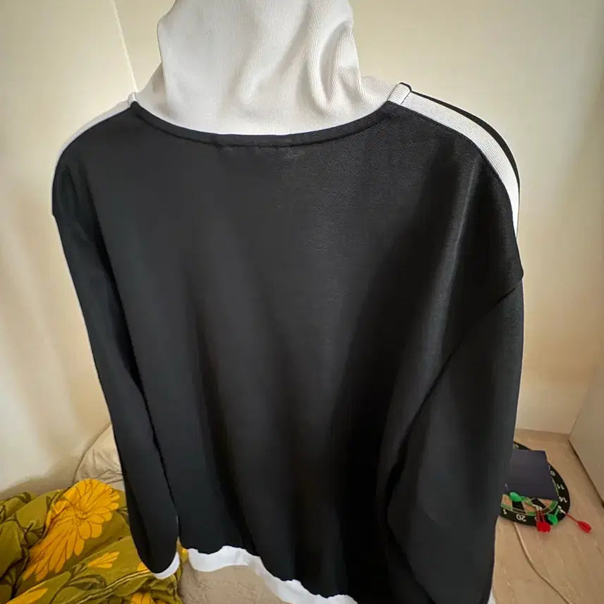[BUNJANG] Adidas Black &amp; White Track Jacket / 아디다스 져지