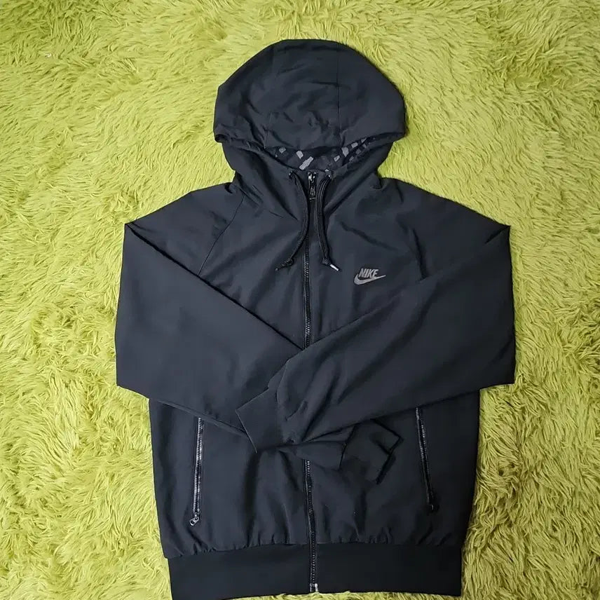 [BUNJANG] Nike Functional Hooded Windbreaker Jacket L / 나이키 기능성 후드 바람막이 L