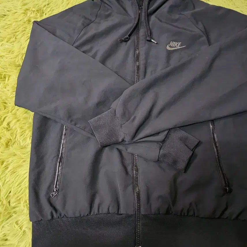 [BUNJANG] Nike Functional Hooded Windbreaker Jacket L / 나이키 기능성 후드 바람막이 L
