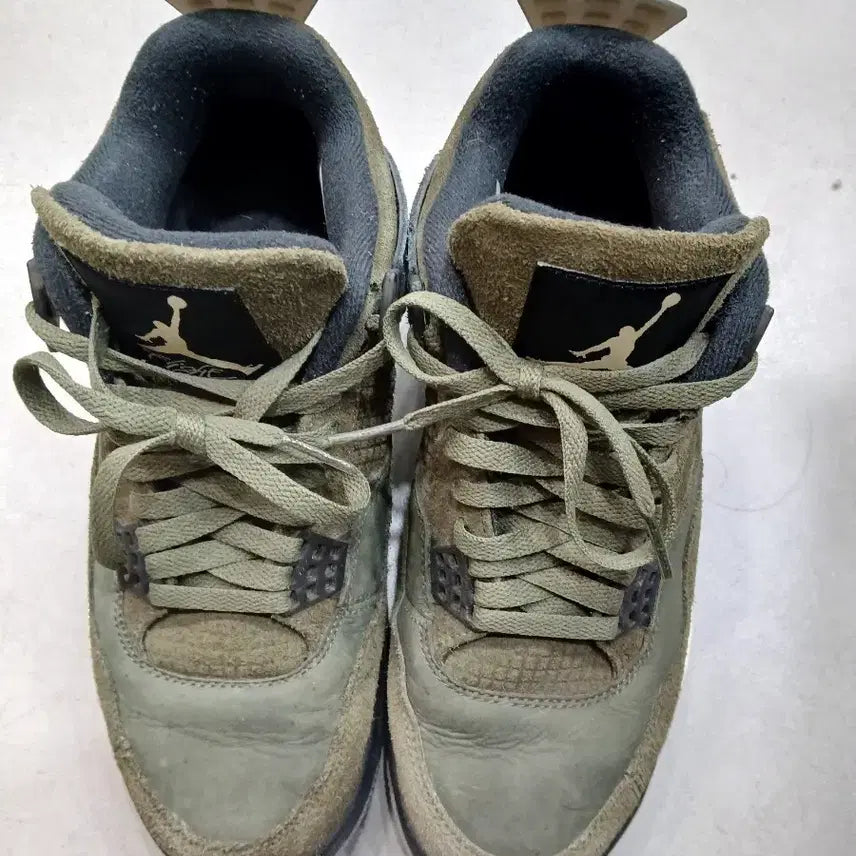 [BUNJANG] Jordan 4 Olive Sneakers / 조던4 올리브 스니커즈42.5(265)