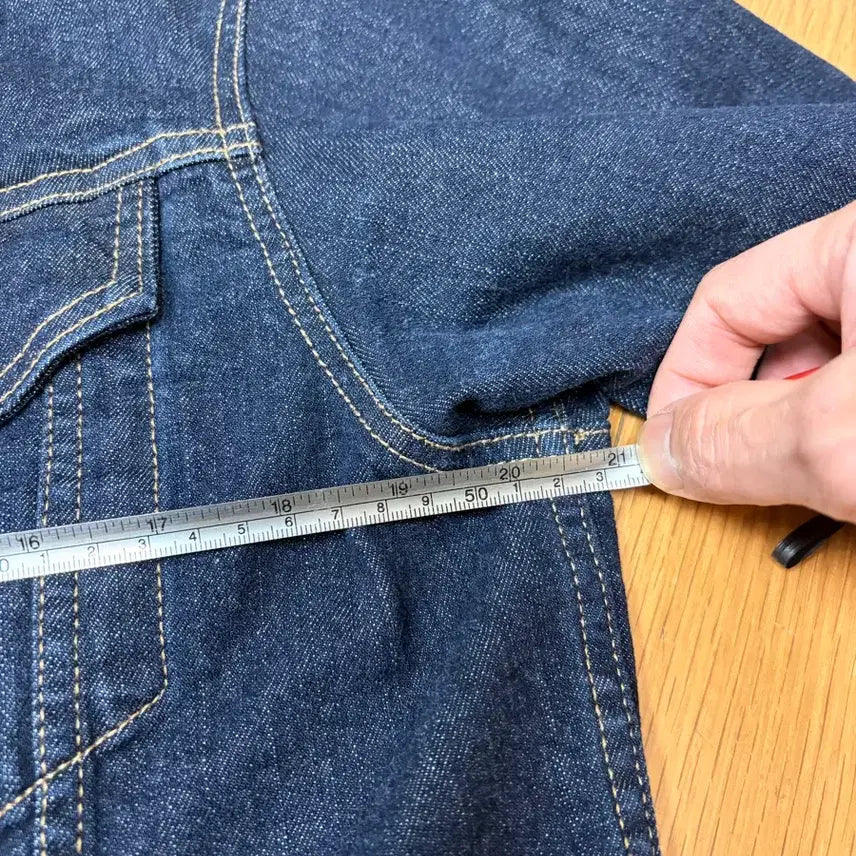 [BUNJANG] Uniqlo Denim Jacket L / 유니클로 데님자켓 L 남녀공용