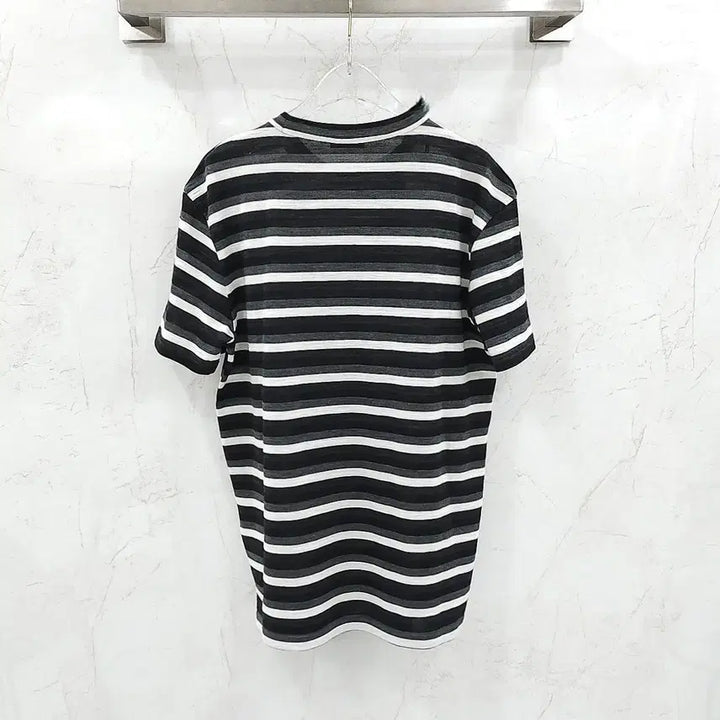 [BUNJANG] Dior Paris Stripe T-shirt / L / 디올 블랙 파리스 스트라이프 반팔 티셔츠 313J697B0804