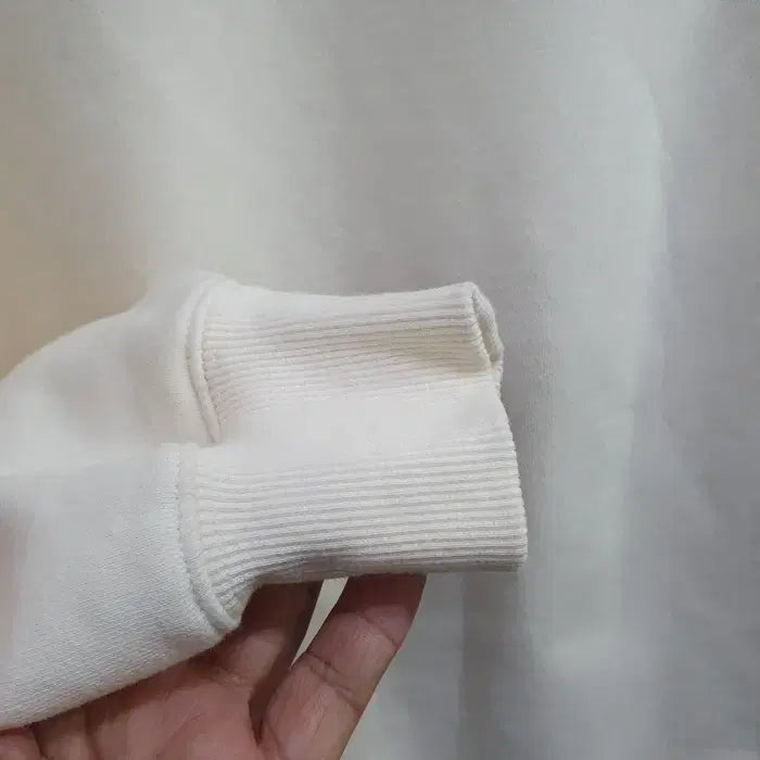 [BUNJANG] Yoga Bear Sweatshirt (105) / 요가베어 스웨트 맨투맨(105)