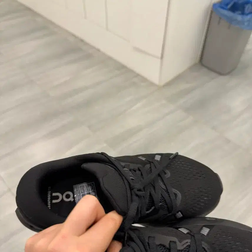 [BUNJANG] OnRunning Cloudsurfer 2 Women's Shoes / 온러닝 클라우드서퍼 2 . 240