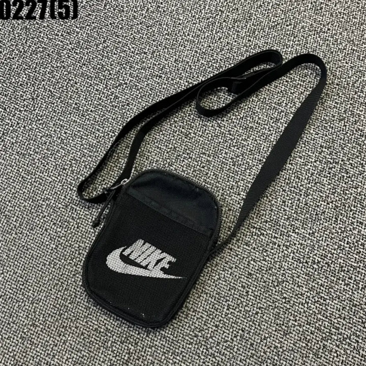 [BUNJANG] Nike Mini Crossbody Bag / 나이키 블랙 미니 크로스백 0227