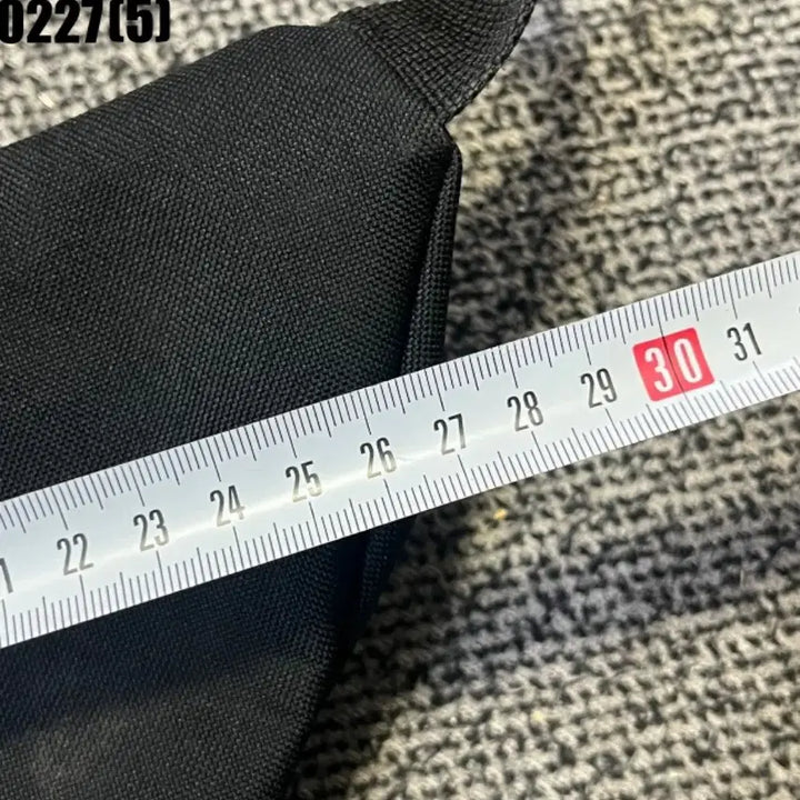 [BUNJANG] Adidas Waist Bag / 아디다스 블랙 웨이스트백 힙색 0227