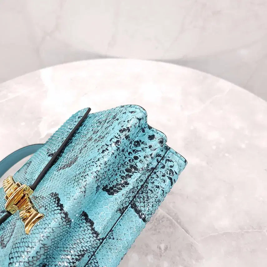 [BUNJANG] Gucci Limited Edition Blue Python Top Handle Shoulder Bag / 구찌 한정판 블루 파이톤 탑핸들 숄더백 602781