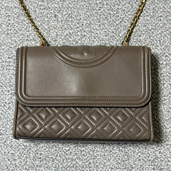 [BUNJANG] Tory Burch Fleming Convertible Shoulder Bag / 토리버치 플레밍 컨버터블 숄더백