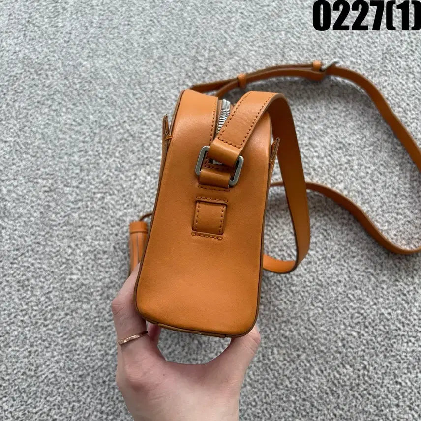 [BUNJANG] VINCIS Casual Crossbody Bag Brown / VINCIS 캐주얼 크로스백 브라운
