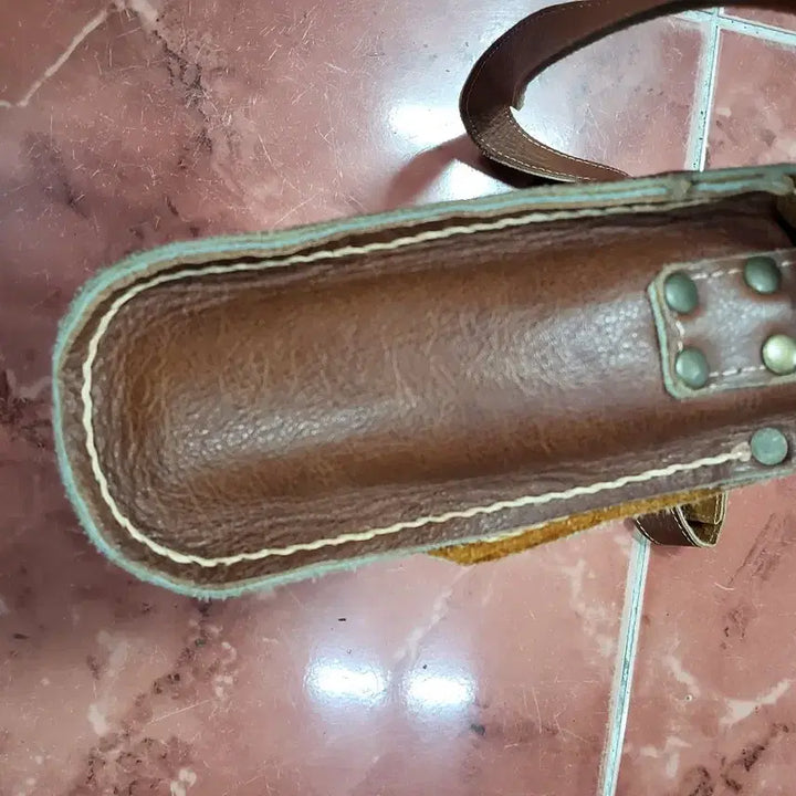 [BUNJANG] Vintage Brown Leather Handmade Crossbody Bag / 가죽 크로스백 브라운 빈티지 핸드메이드