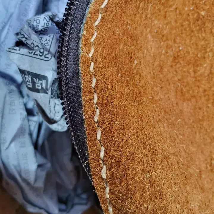 [BUNJANG] Vintage Brown Leather Handmade Crossbody Bag / 가죽 크로스백 브라운 빈티지 핸드메이드
