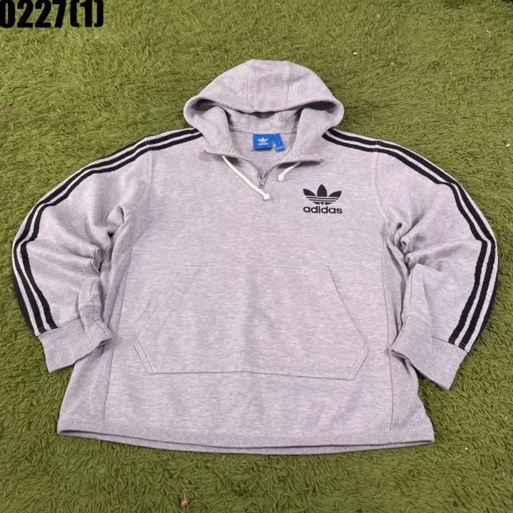[BUNJANG] Adidas Half-Zip Hoodie 110 / 아디다스 반집업 후드티 110