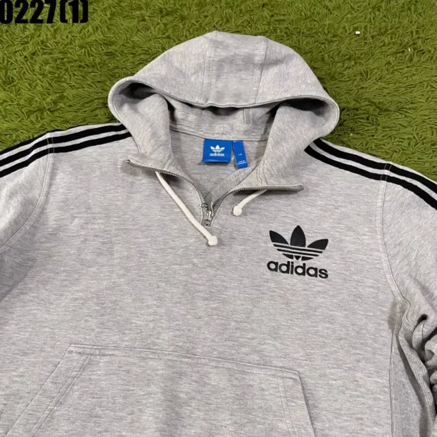 [BUNJANG] Adidas Half-Zip Hoodie 110 / 아디다스 반집업 후드티 110