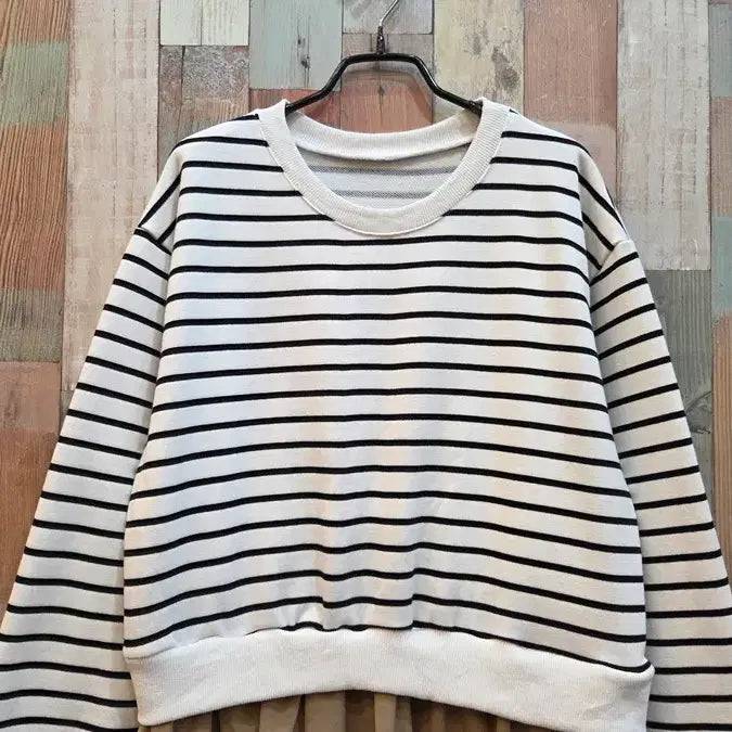 [BUNJANG] Striped Elastic Midi Dress / 단가라 바스락 스판원피스