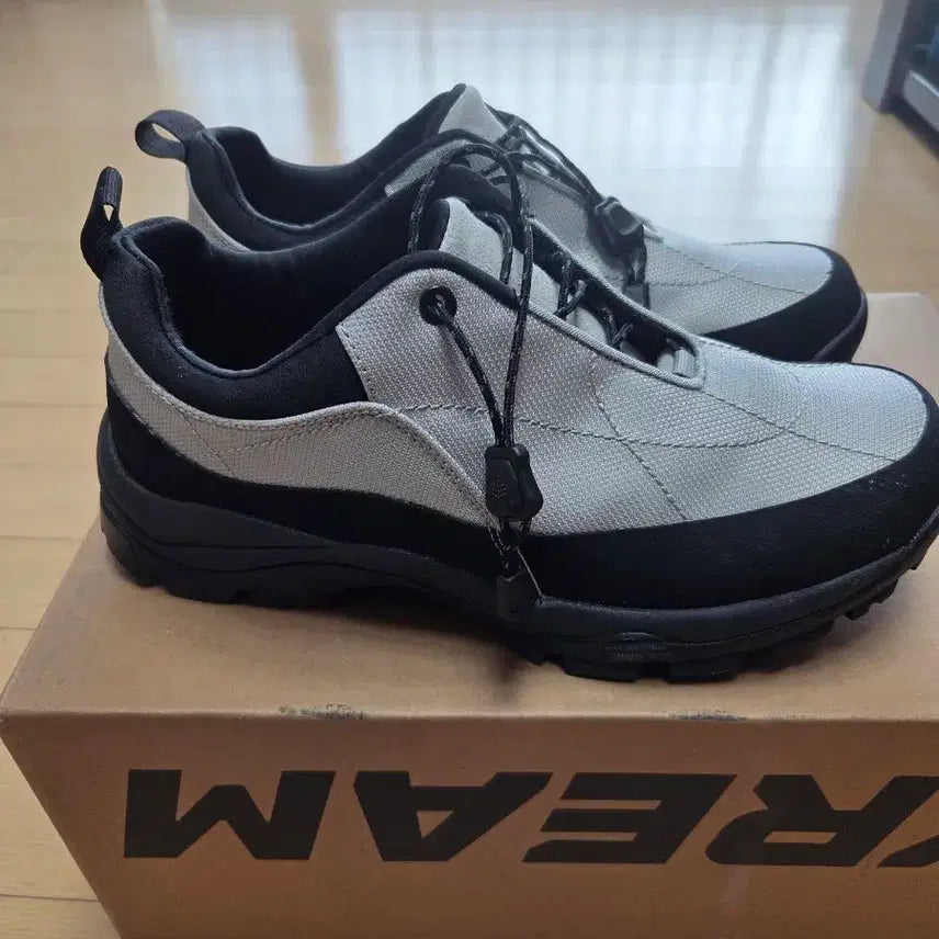 [BUNJANG] Yase Sneakers / 야세 운동화