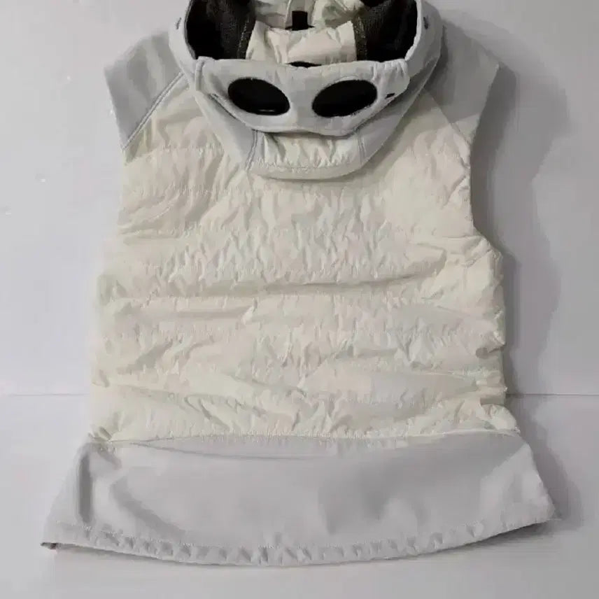 [BUNJANG] C.P. Company White Padded Vest / 씨피컴퍼니 화이트 패딩 조끼