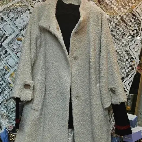 [BUNJANG] it MICHAA Ivory Boucle Half Coat / 잇미샤(it MICHAA아이보리 부클레 하프 코트