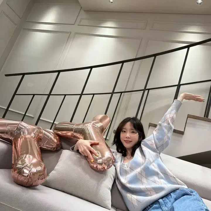 [BUNJANG] Overdue Flare Classic Argyle Knit Pale Blue / 오버듀플레어 클래식 아가일 니트 페일블루