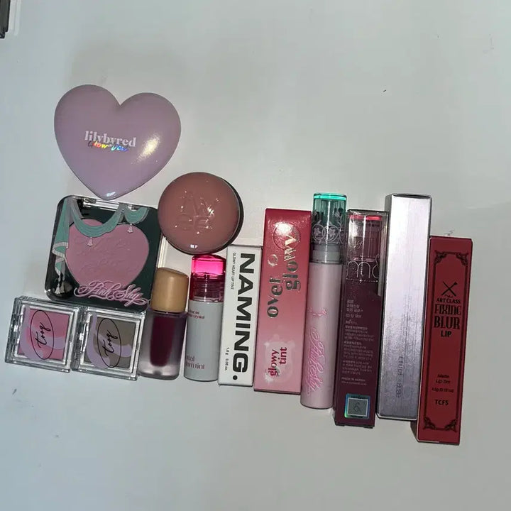 [BUNJANG] Cool-Toned Cosmetics Bundle / 쿨톤 색조 13종 일괄 (미사용/손목 발색만)