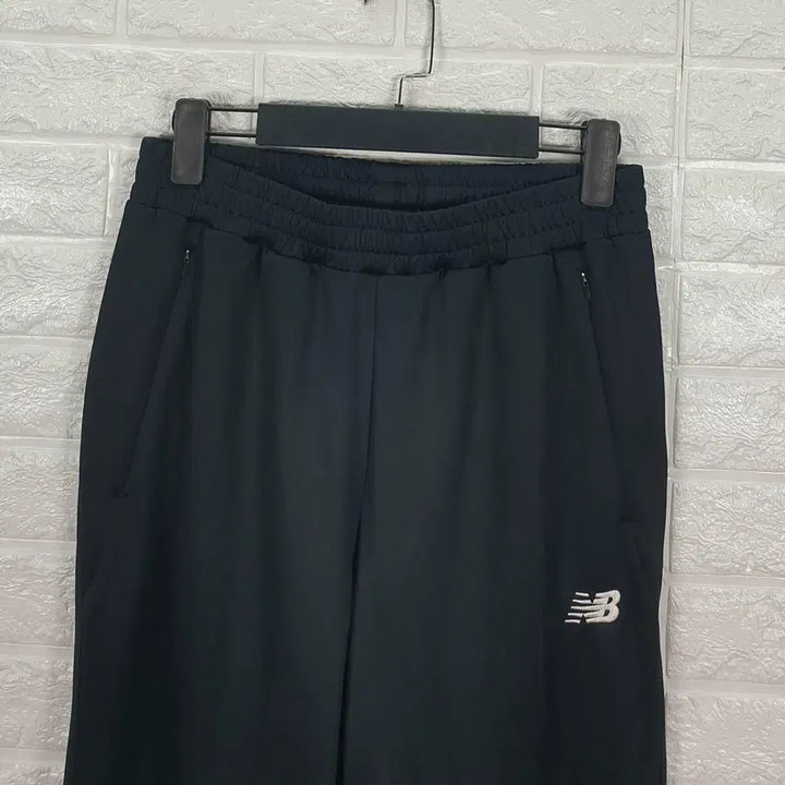 [BUNJANG] New Balance Training Pants / [33]뉴발란스 트레이닝 바지